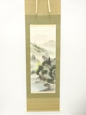 秋山筆　彩色山水　肉筆絹本掛軸